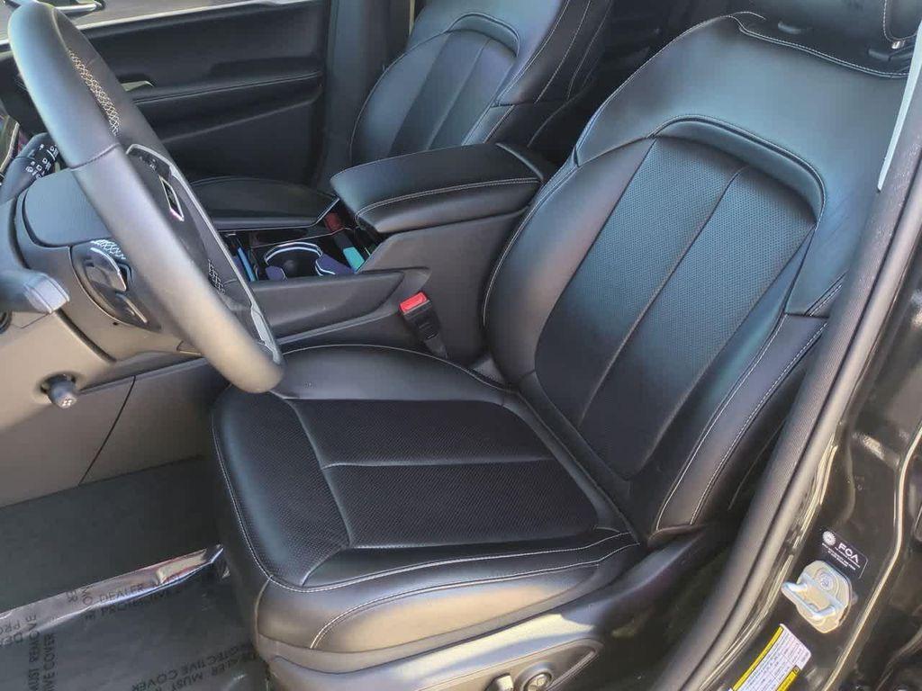 used 2023 Jeep Grand Cherokee car, priced at $29,487