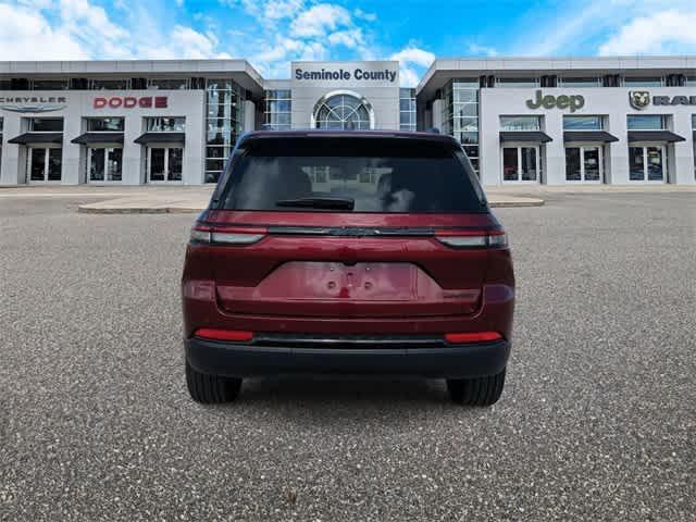 new 2025 Jeep Grand Cherokee car, priced at $49,015