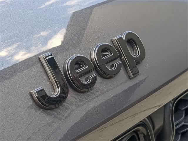 new 2025 Jeep Grand Cherokee L car, priced at $52,900