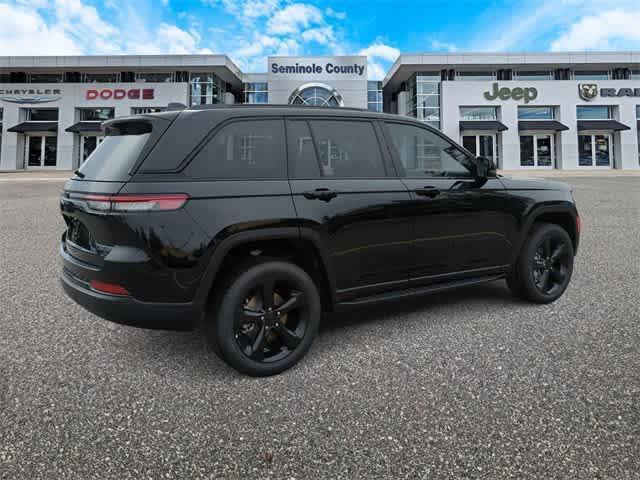 new 2025 Jeep Grand Cherokee car, priced at $47,900