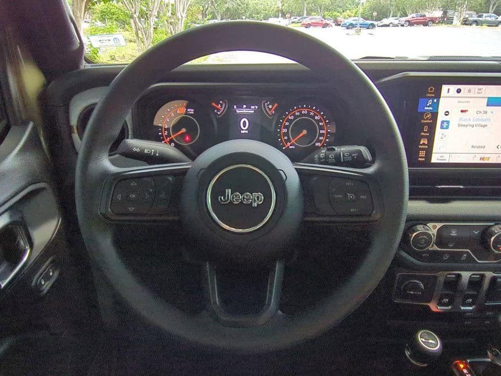 new 2025 Jeep Wrangler car, priced at $32,250