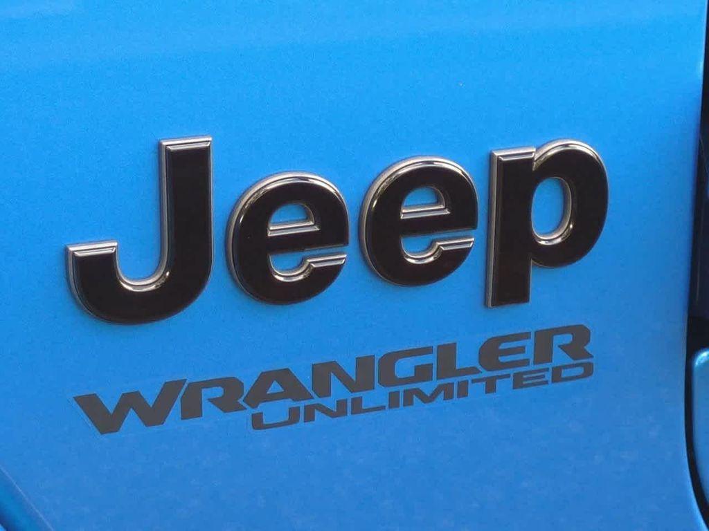 used 2022 Jeep Wrangler Unlimited car, priced at $35,995
