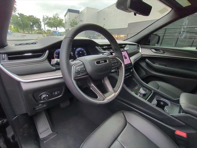 new 2025 Jeep Grand Cherokee car, priced at $44,100