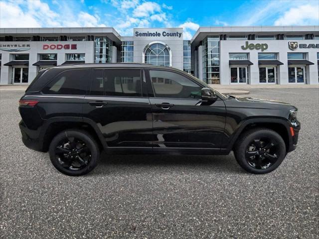 new 2025 Jeep Grand Cherokee car, priced at $44,100