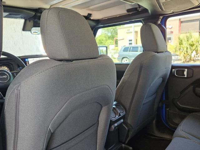 new 2025 Jeep Wrangler car, priced at $41,900