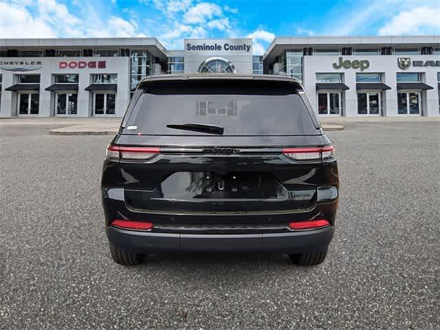 new 2025 Jeep Grand Cherokee car, priced at $38,900