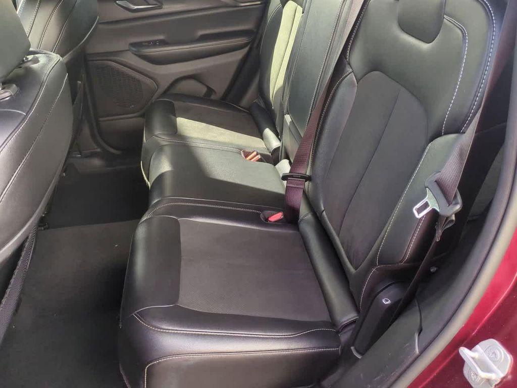 used 2024 Jeep Grand Cherokee car, priced at $27,995