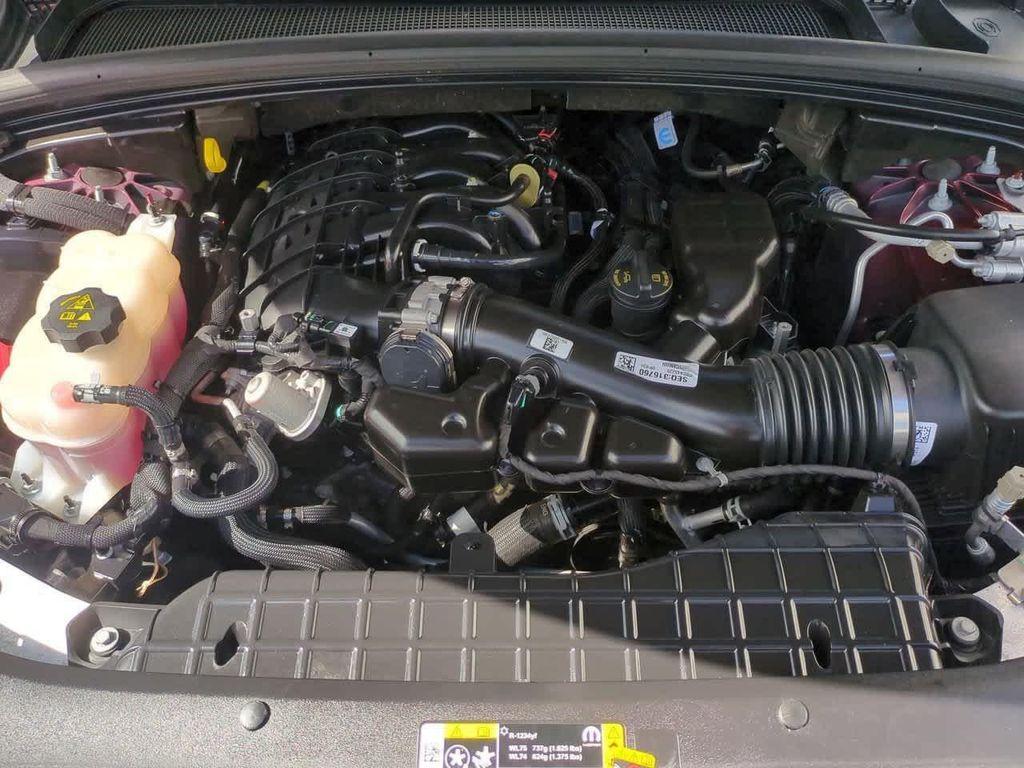 used 2024 Jeep Grand Cherokee car, priced at $27,995