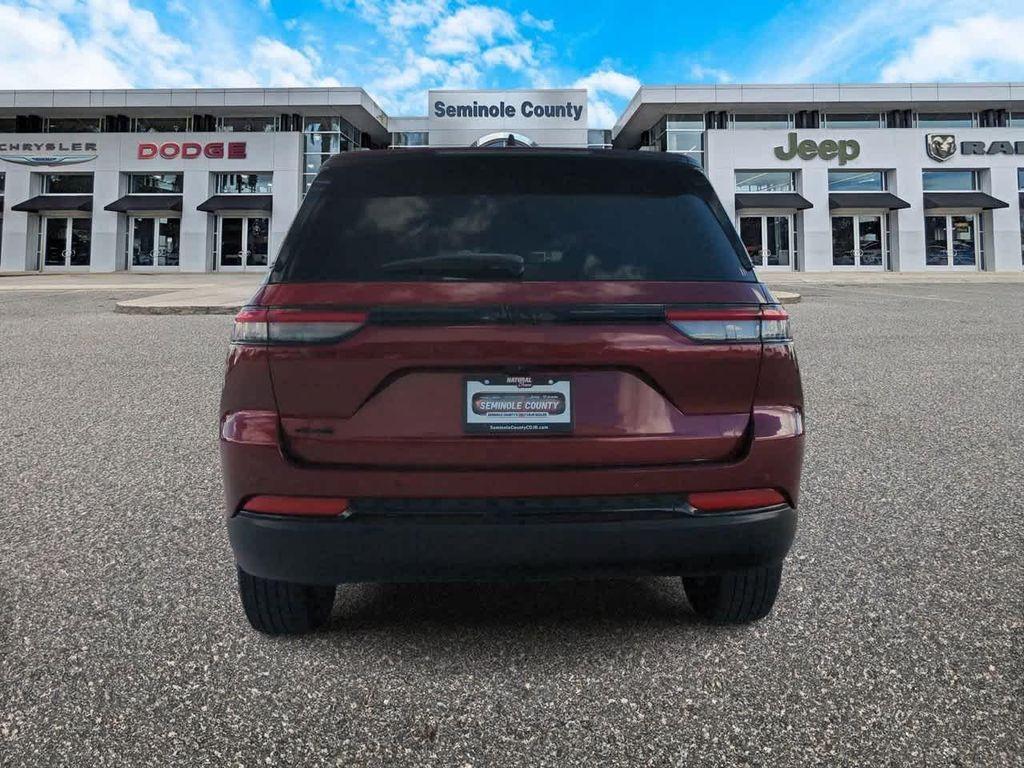 used 2024 Jeep Grand Cherokee car, priced at $27,995