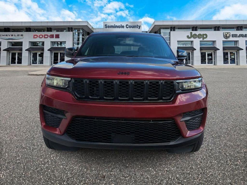 used 2024 Jeep Grand Cherokee car, priced at $27,995