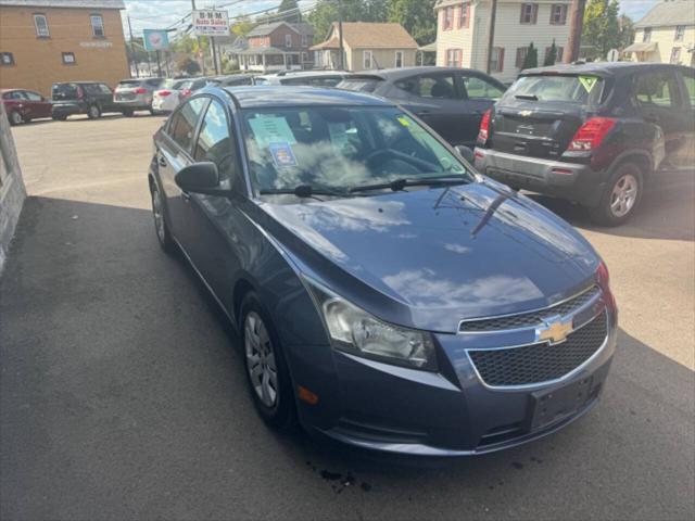 used 2013 Chevrolet Cruze car, priced at $5,750