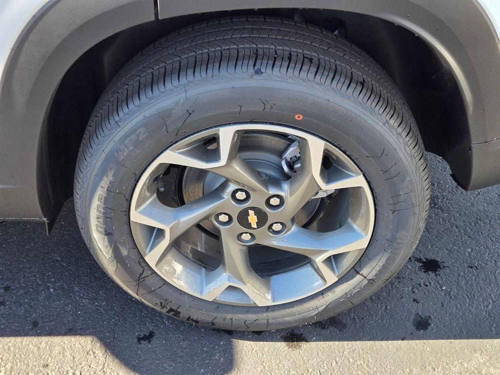 new 2026 Chevrolet Trax car, priced at $26,175