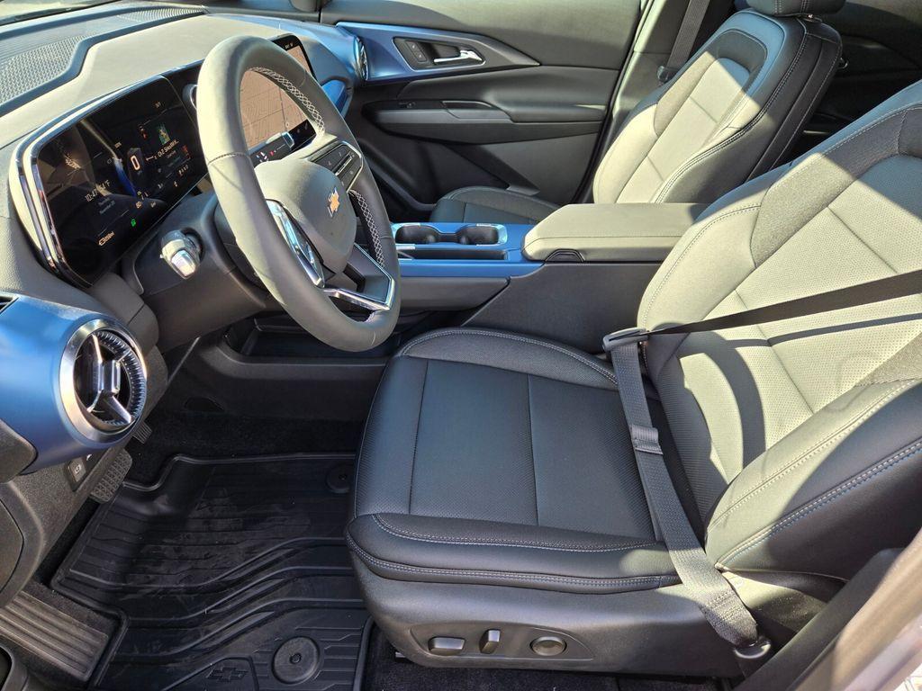 new 2026 Chevrolet Equinox EV car, priced at $39,027