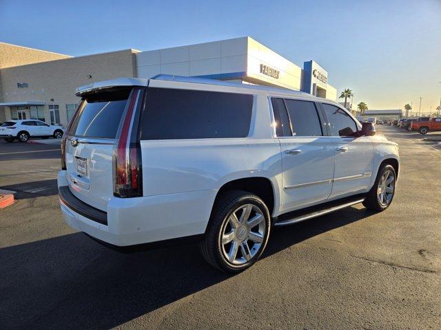 used 2020 Cadillac Escalade ESV car, priced at $45,179