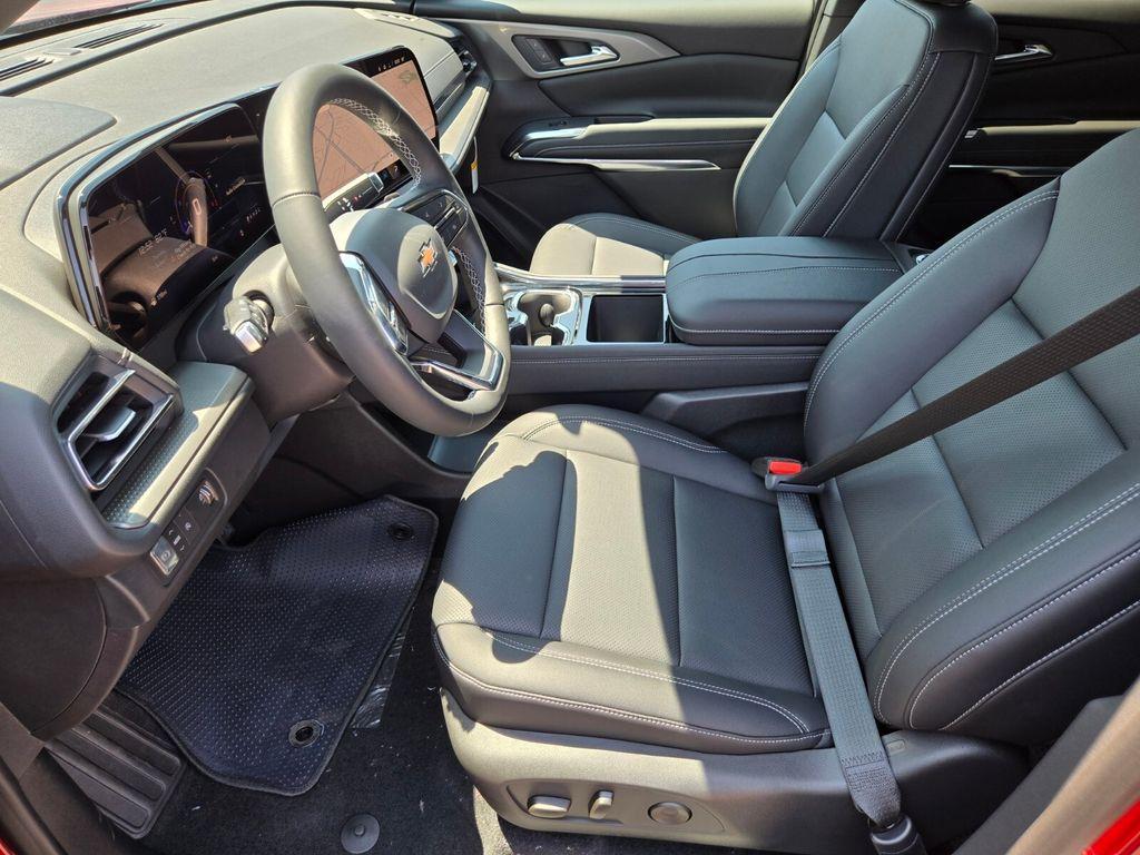 new 2026 Chevrolet Traverse car, priced at $45,510