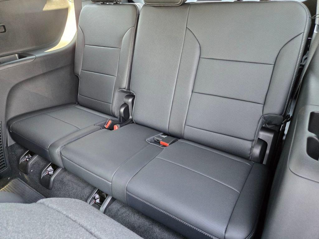 new 2026 Chevrolet Traverse car, priced at $41,870