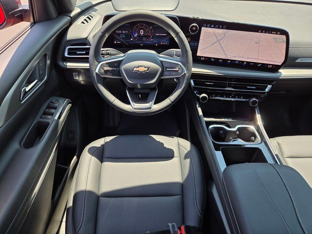 new 2026 Chevrolet Traverse car, priced at $45,510