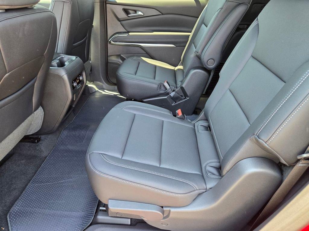 new 2026 Chevrolet Traverse car, priced at $41,870