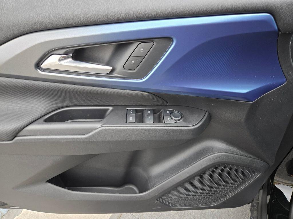 new 2025 Chevrolet Equinox EV car, priced at $38,334