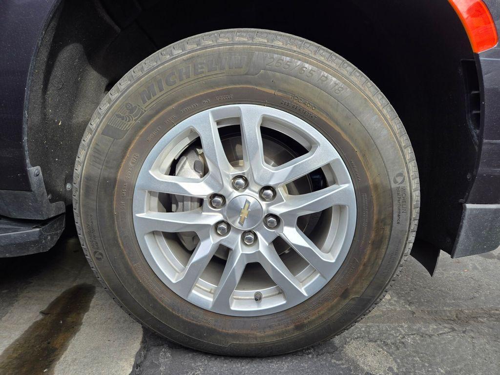 used 2024 Chevrolet Suburban car, priced at $50,939