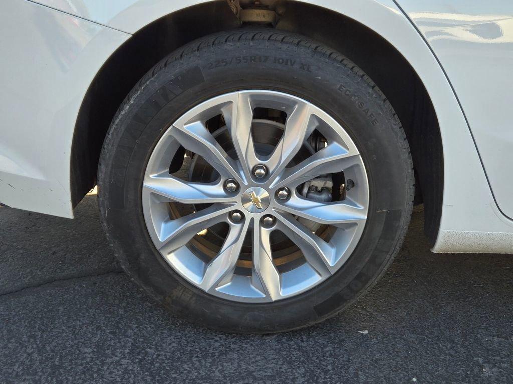 used 2023 Chevrolet Malibu car, priced at $18,999