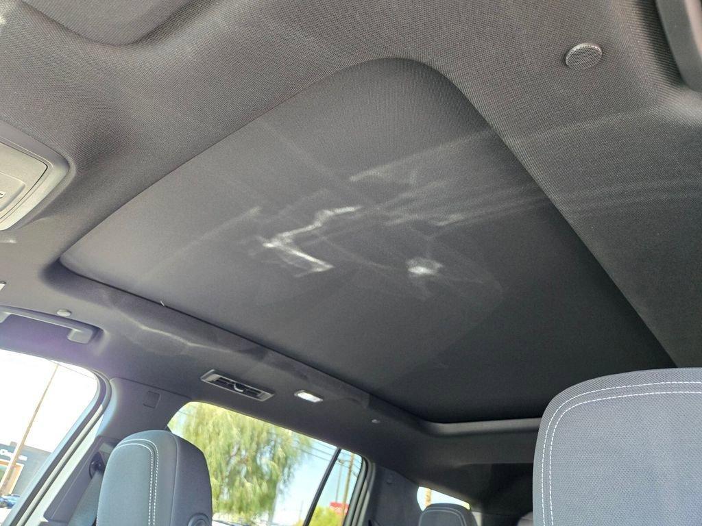 new 2026 Chevrolet Traverse car, priced at $43,880