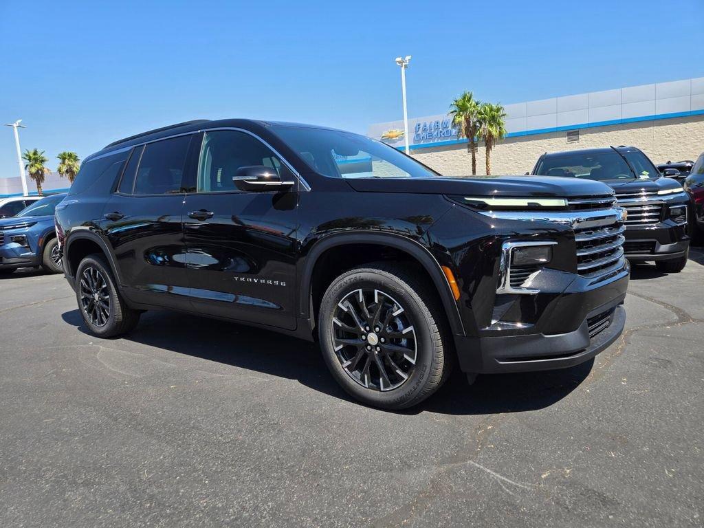 new 2026 Chevrolet Traverse car, priced at $43,880