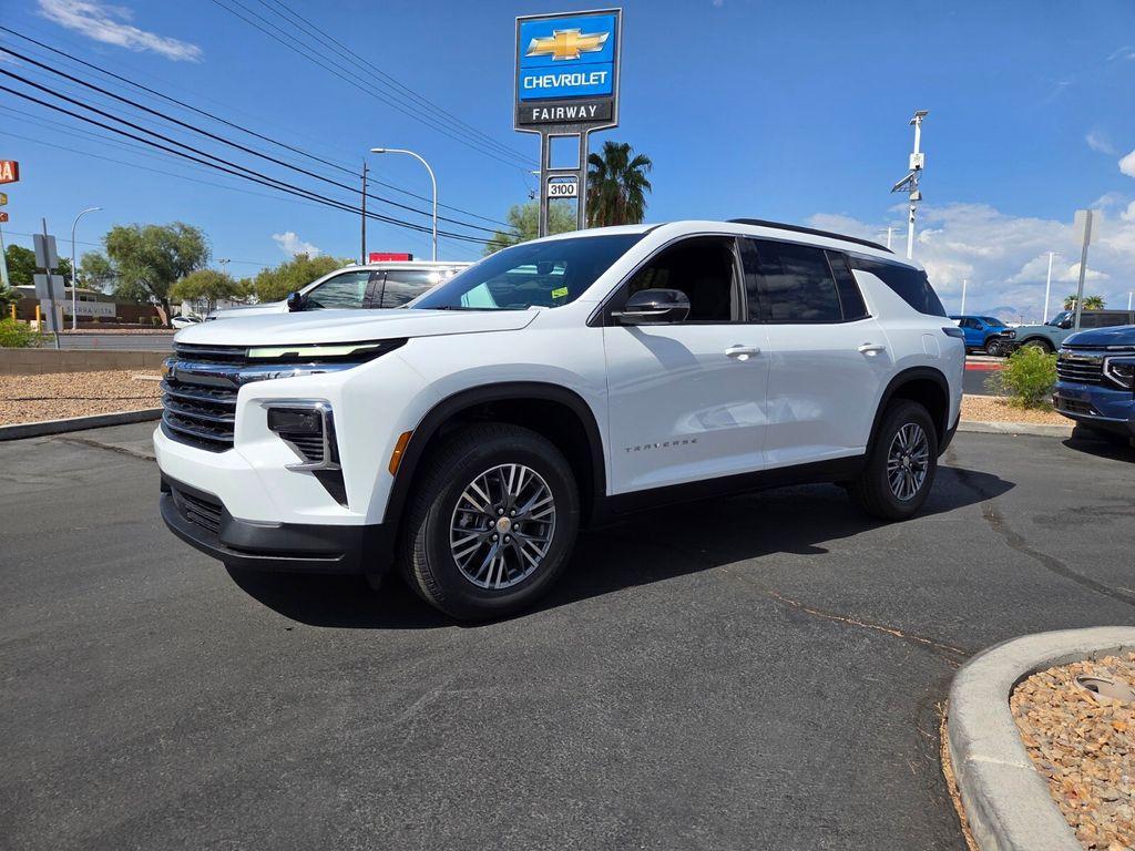 new 2026 Chevrolet Traverse car, priced at $44,180