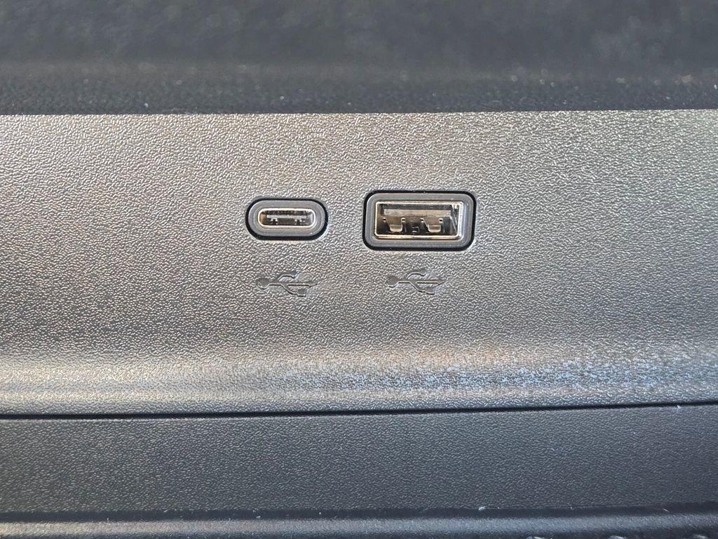 new 2026 Chevrolet Equinox car, priced at $32,640