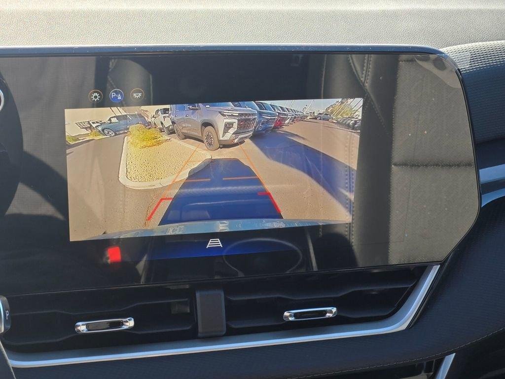 new 2026 Chevrolet Equinox car, priced at $32,640