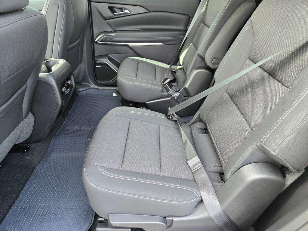 new 2026 Chevrolet Traverse car, priced at $44,693