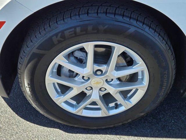 used 2022 Chevrolet Equinox car, priced at $20,812