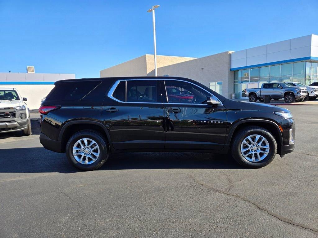used 2023 Chevrolet Traverse car, priced at $28,589