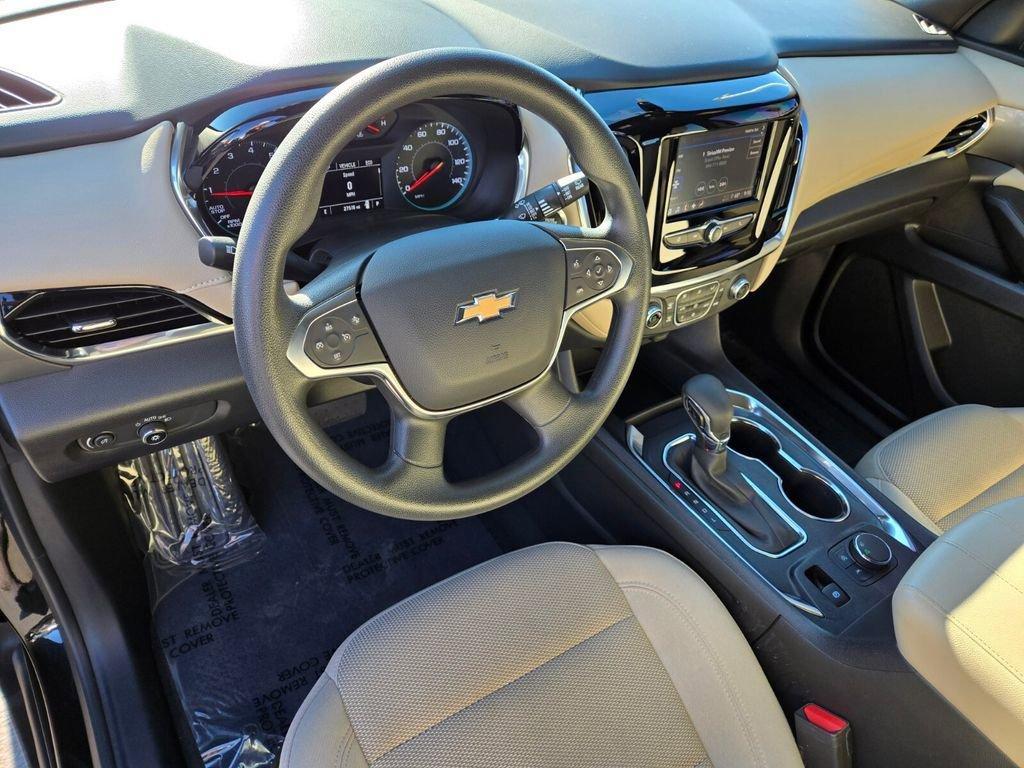 used 2023 Chevrolet Traverse car, priced at $28,589