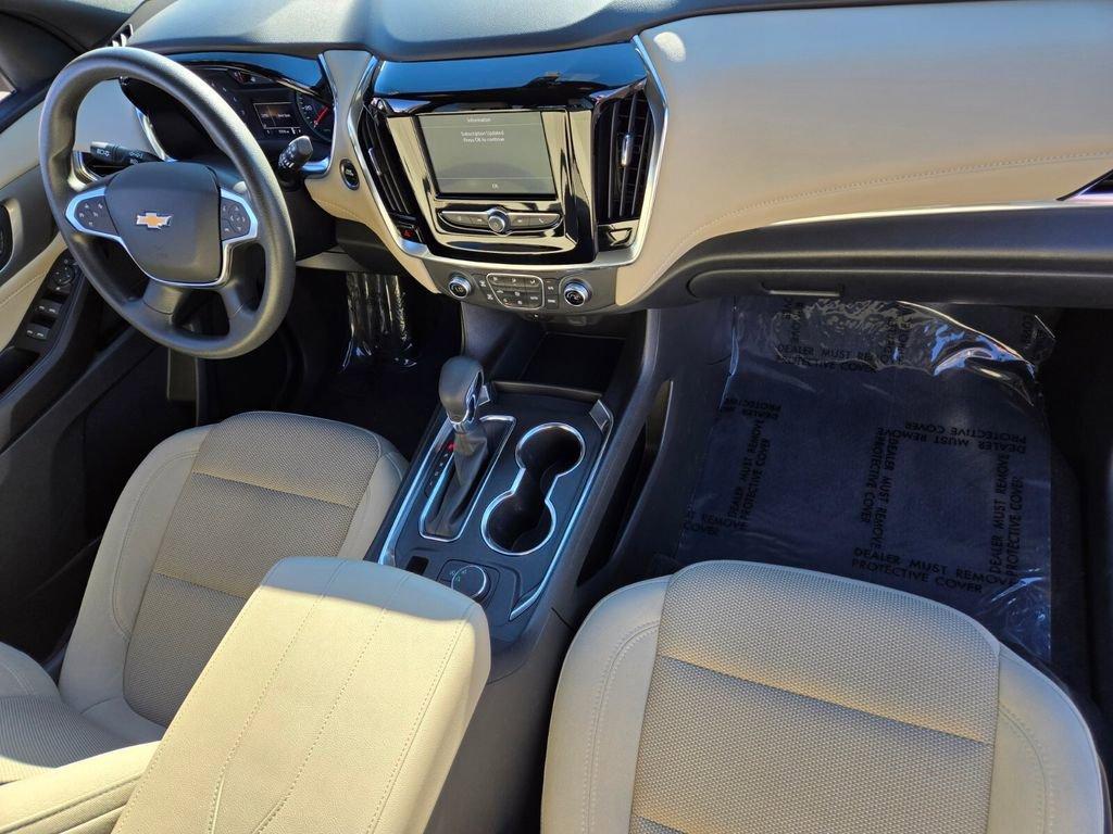 used 2023 Chevrolet Traverse car, priced at $28,589
