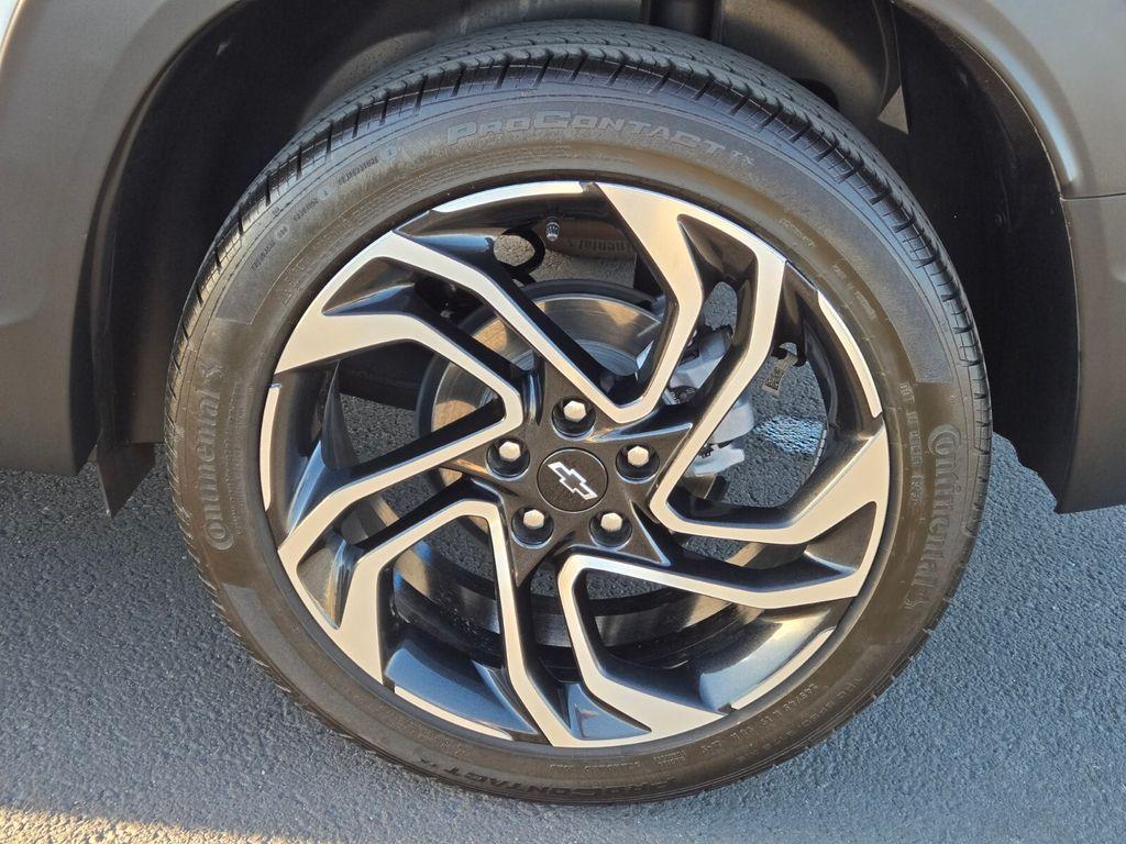 used 2024 Chevrolet TrailBlazer car, priced at $26,616