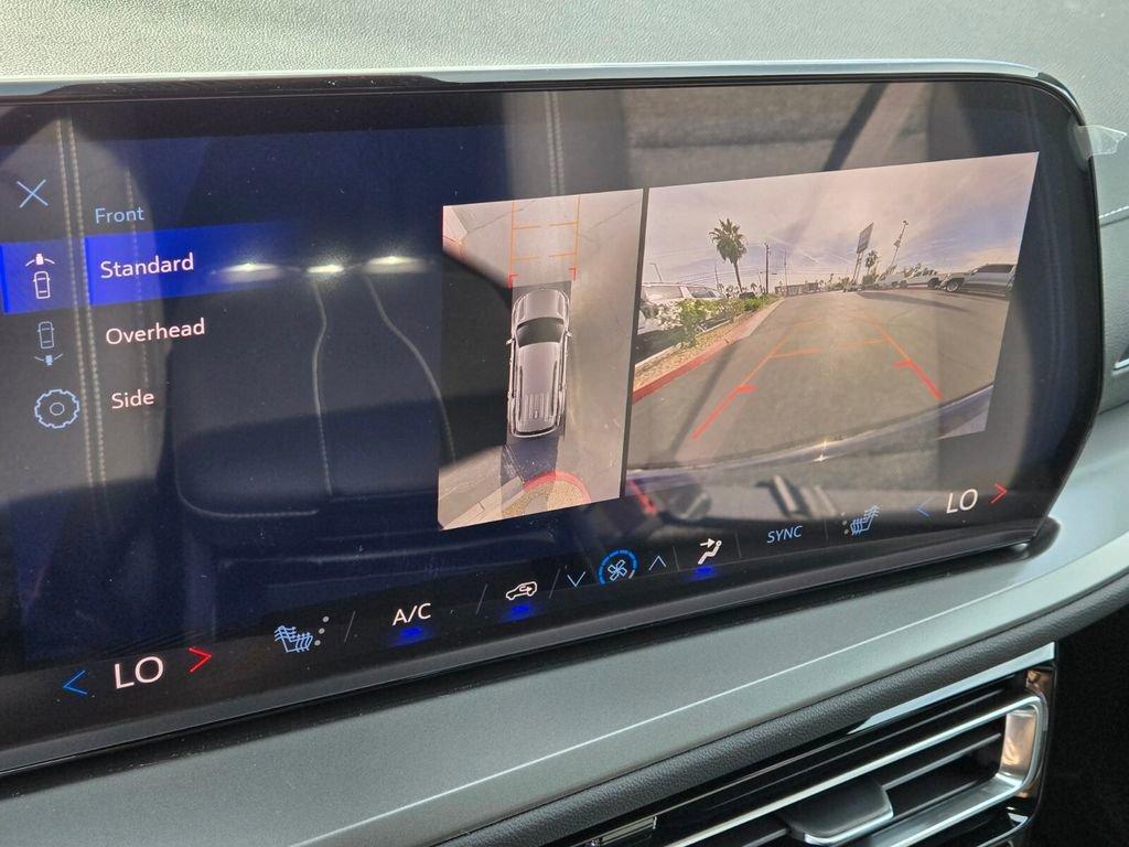 new 2026 Chevrolet Traverse car, priced at $42,900