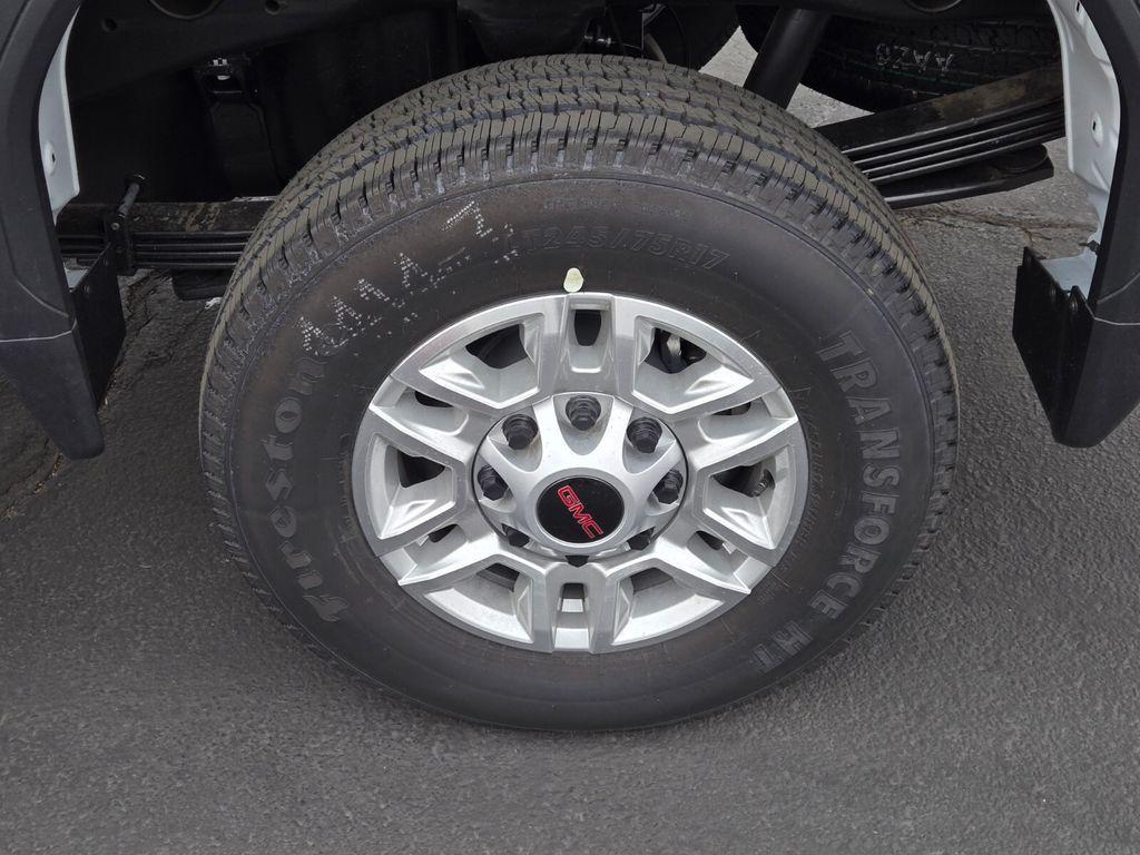 new 2025 GMC Sierra 2500 car, priced at $54,065