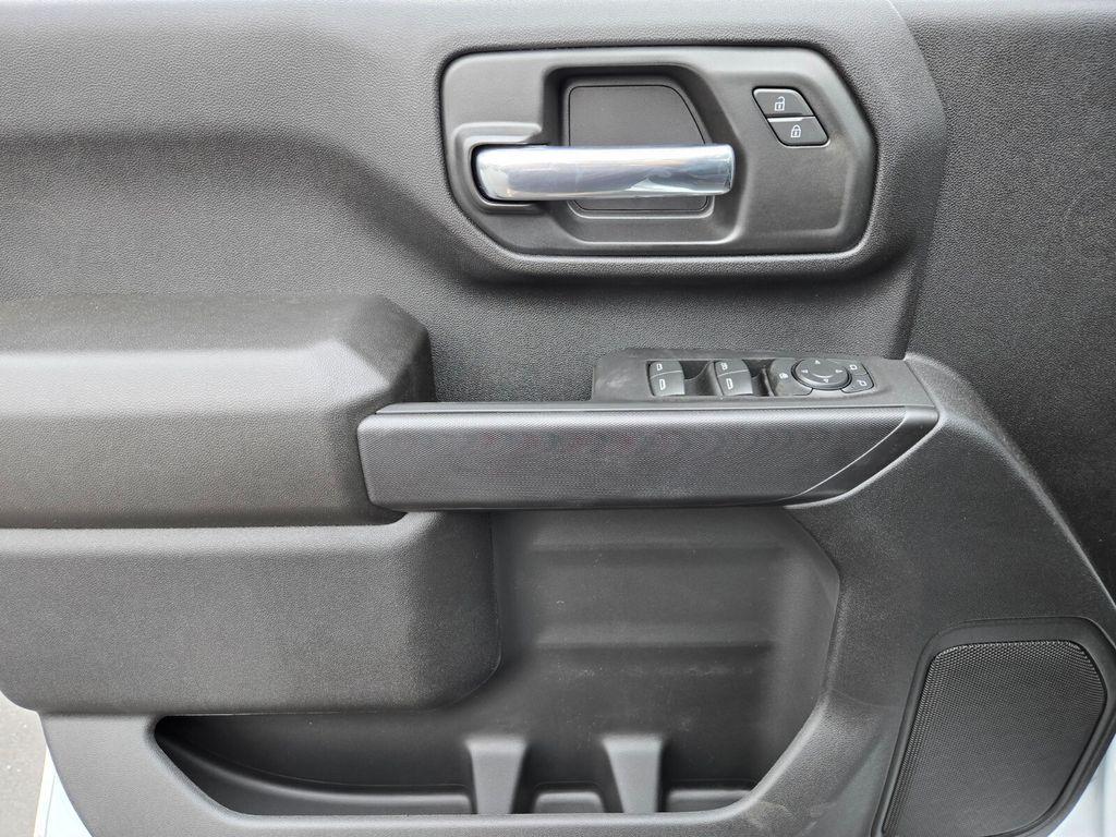 new 2025 GMC Sierra 2500 car, priced at $54,065