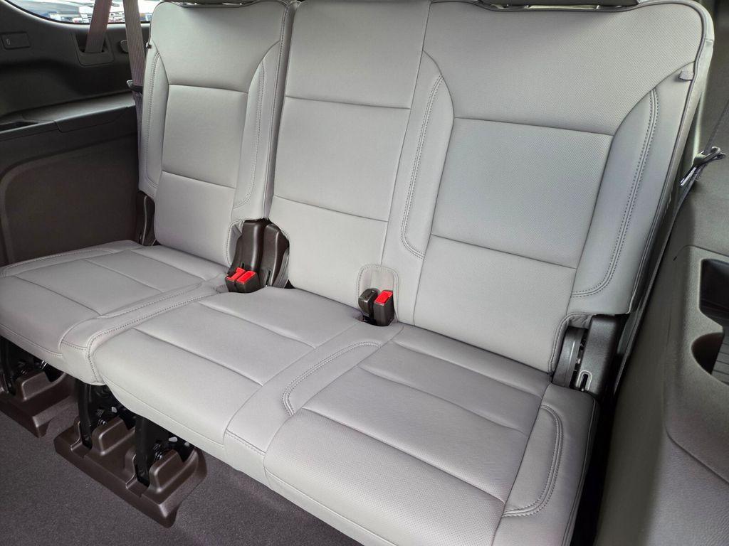 new 2025 GMC Yukon XL car, priced at $77,860