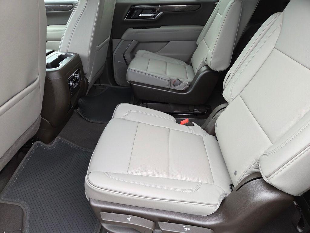 new 2025 GMC Yukon XL car, priced at $77,860