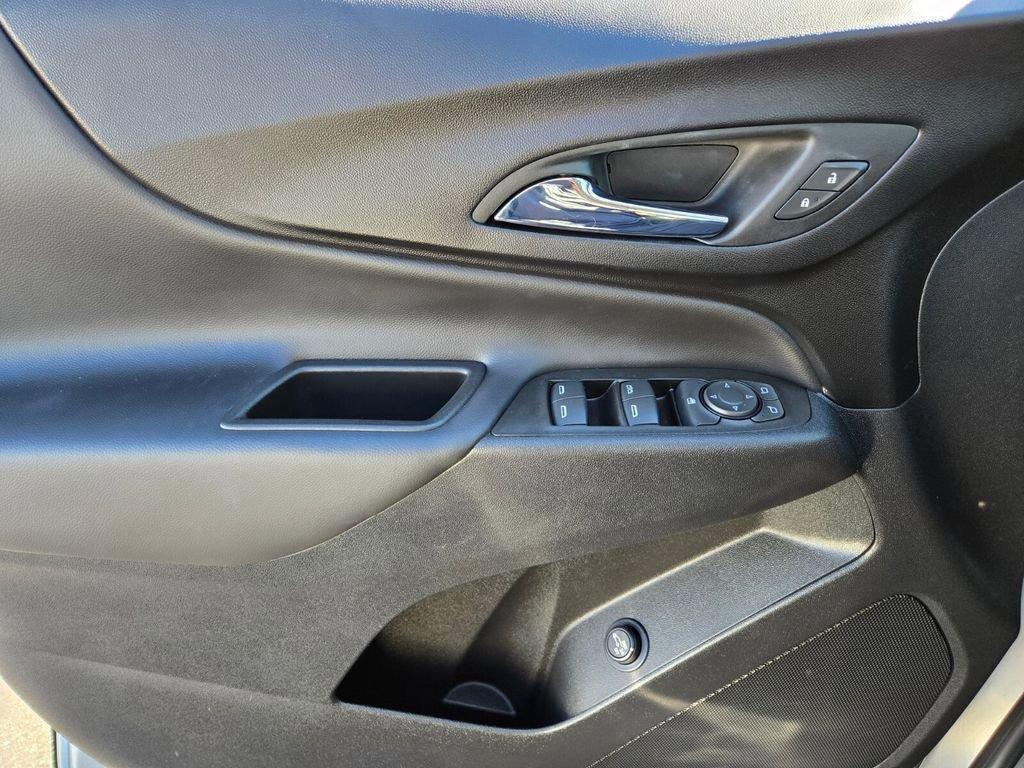 used 2022 Chevrolet Equinox car, priced at $21,894