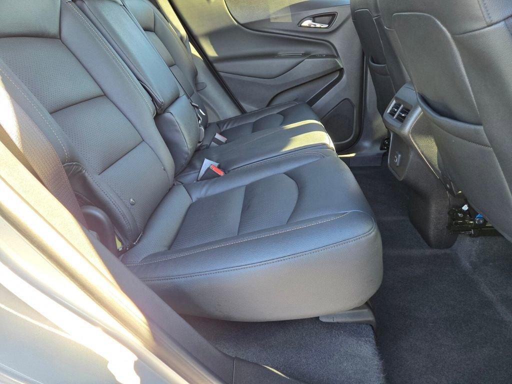 used 2022 Chevrolet Equinox car, priced at $21,894