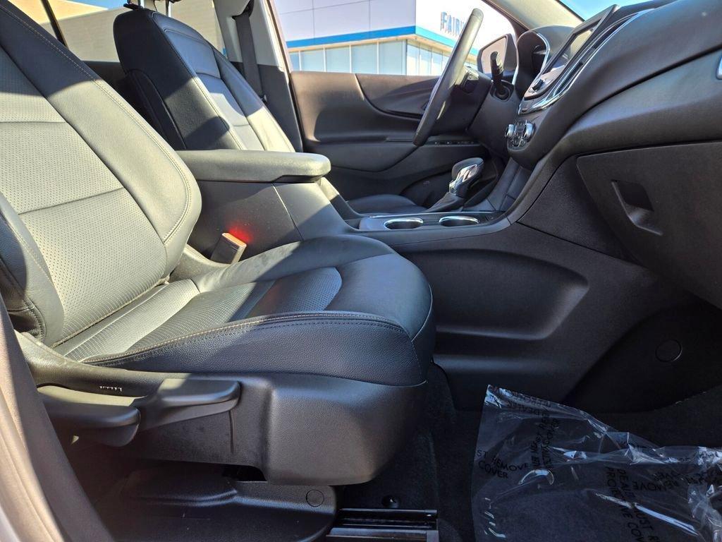 used 2022 Chevrolet Equinox car, priced at $21,894