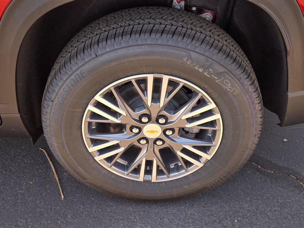 new 2026 Chevrolet Traverse car, priced at $44,510