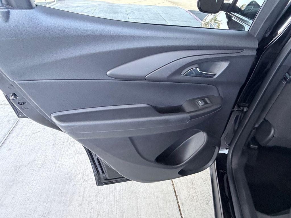 used 2023 Chevrolet TrailBlazer car, priced at $18,500