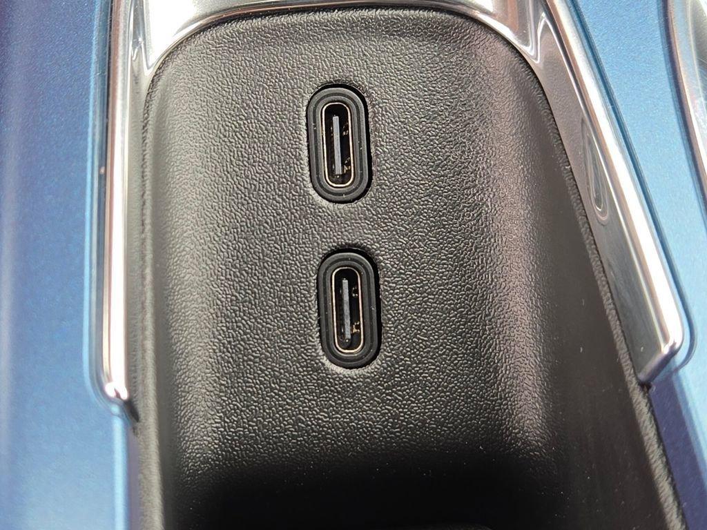 new 2025 Chevrolet Equinox EV car, priced at $39,012