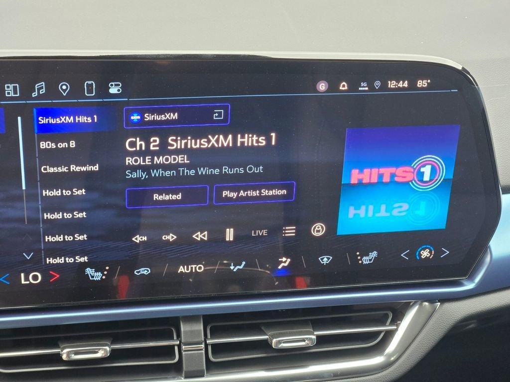 new 2025 Chevrolet Equinox EV car, priced at $39,012