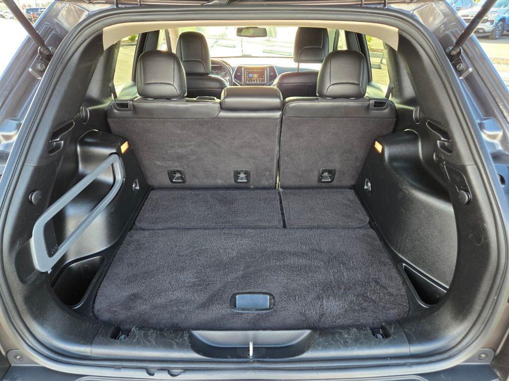 used 2018 Jeep Cherokee car, priced at $15,933