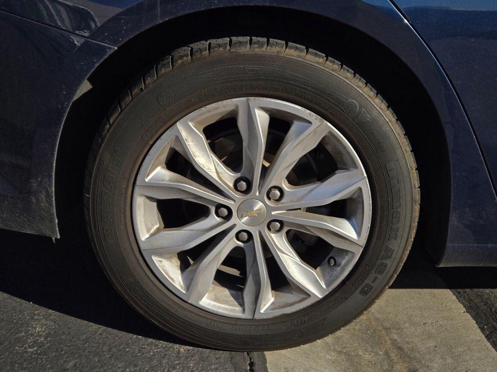 used 2020 Chevrolet Malibu car, priced at $13,438